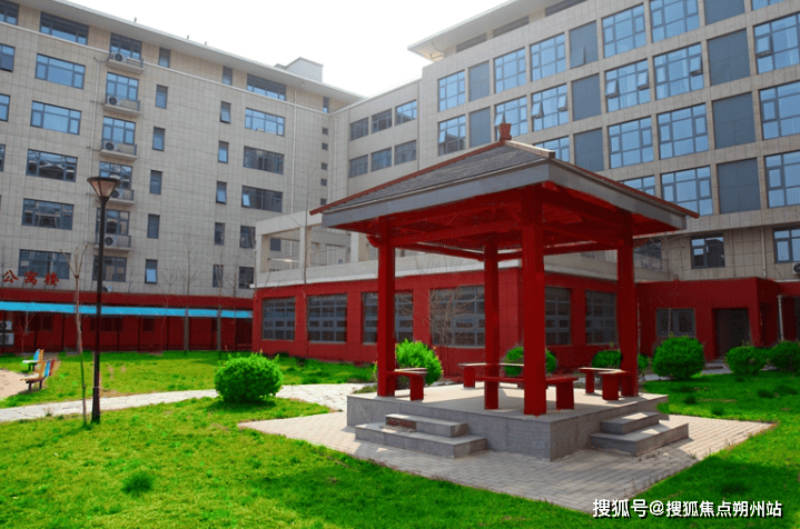 服务中心实地探访介绍：地址收费设施环境入住电话AG真人网2025年北京市大兴区寿山福海养老(图1)